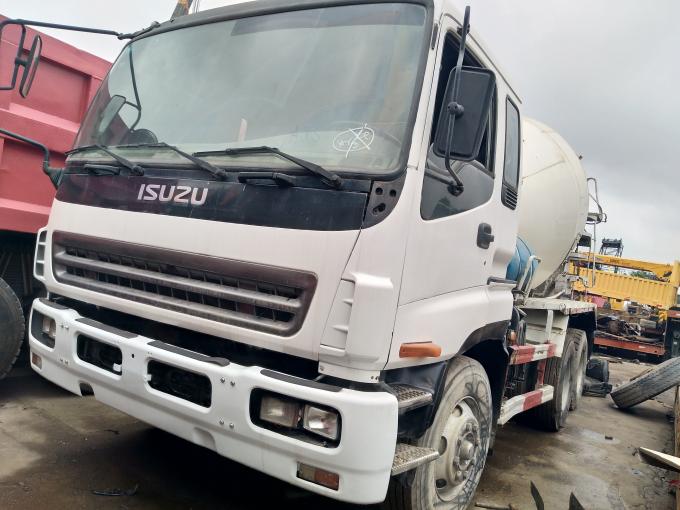 三菱Fusoはトラックミキサのトラック8m3混合容量のディーゼル燃料を使用しました