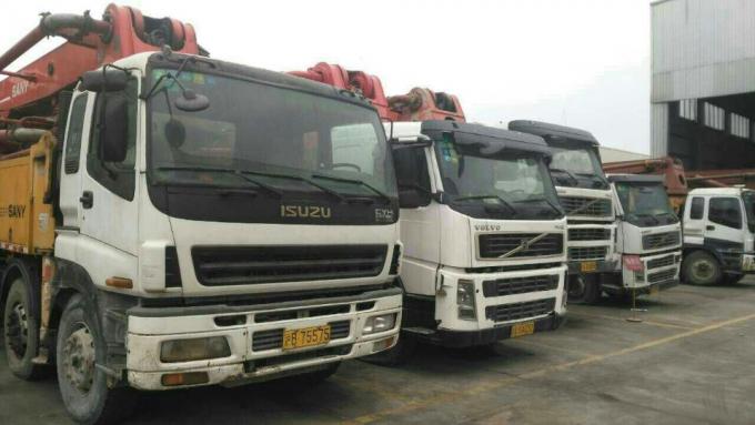 300のベンツのトラックのシャーシが付いているKwによって使用される具体的なポンプ トラックによって取付けられる具体的なポンプ