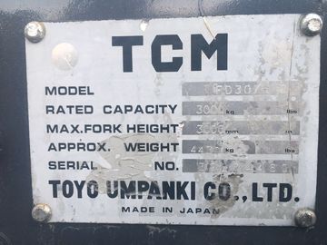 3トンTCMのフォークリフトFD30はフォークリフト、販売のためのtcmによってを使用されたディーゼル フォークリフト使用しました サプライヤー