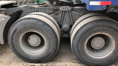 使用されたHowoのディーゼル トレーラーの頭部のトラック2015年になされる375/10の荷車引きのトラクターの頭部 サプライヤー